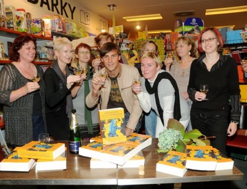 The Queens of Blackberries and Tears - book launch event, Brno (photo: Zbynek Maderyc)