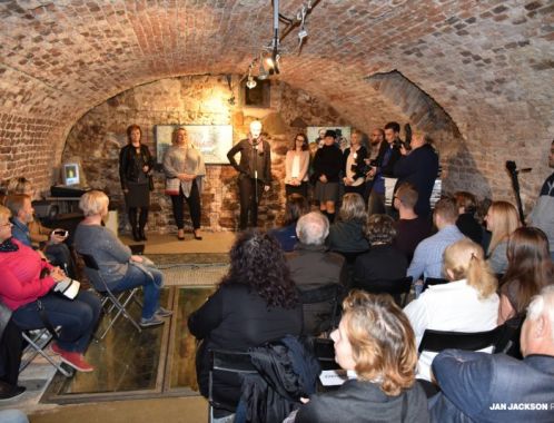 BRNĚNSKÝ KŘEST KOMIKSOVÉHO ROMÁNU TICHOŠLAP