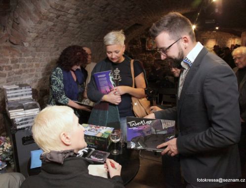 BRNĚNSKÝ KŘEST KOMIKSOVÉHO ROMÁNU TICHOŠLAP