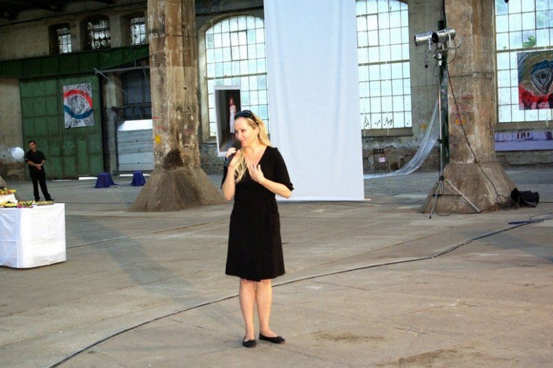 Vernisáž Projektu Michael2007 - Bára Basiková hovořila o lásce