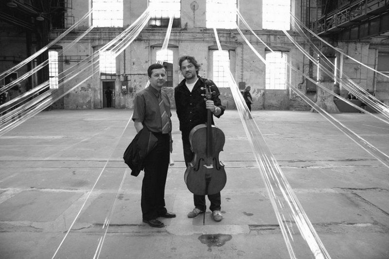 Vernisáž Projektu Michael2007 - spolupracovníci a přátelé, hudební skladatel Pavel Zemek Novák a violoncellista Jiří Bárta
