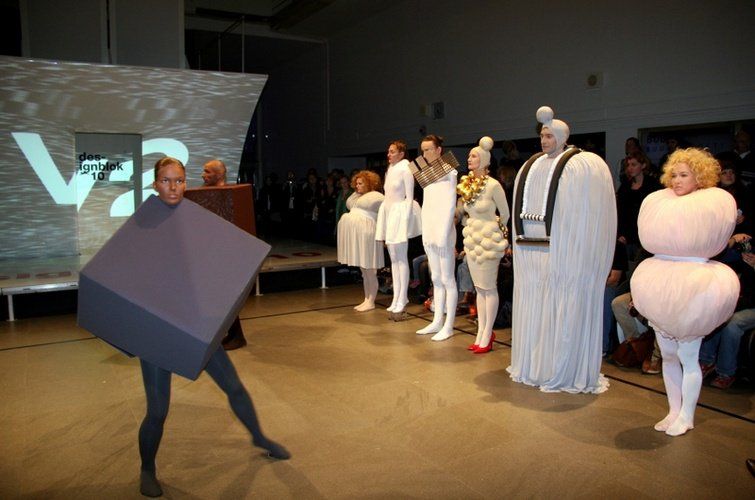 Scénická performance ŠACH MAT - Designblok '10 (foto: Klára Smílková)