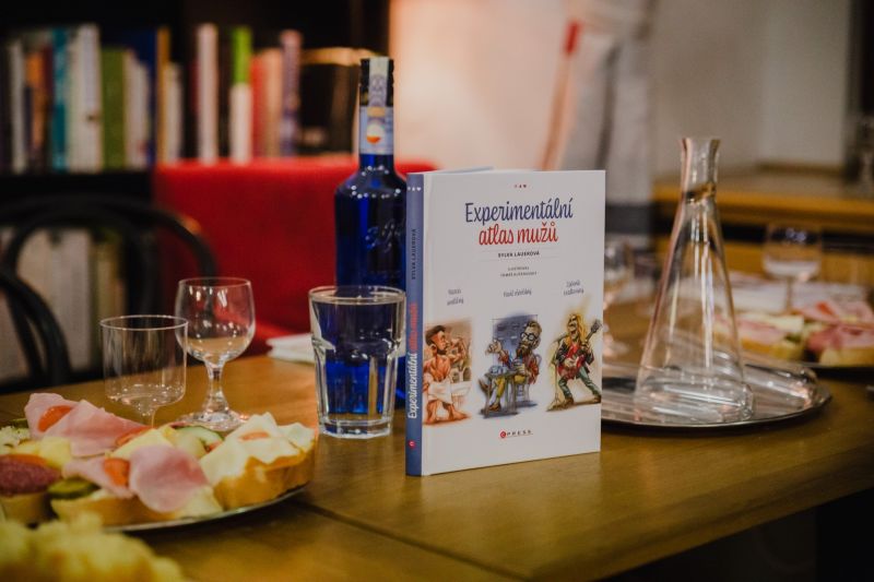 Experimentální atlas mužů, foto: Viola Hertelová