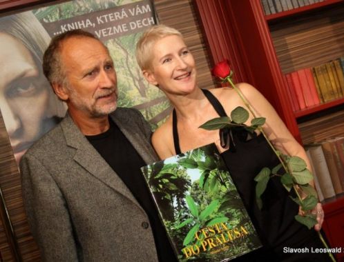 Křest románu Jumaroro: Sylva Lauerová a přední český amazonolog, RNDr. Miroslav Šebela, CSc. (foto: Slavoš Jiřena)