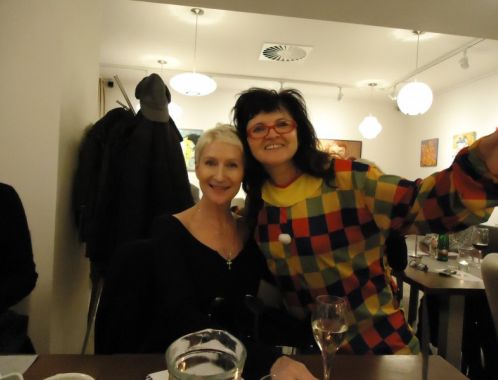 Souhvězdí Bohumila Hrabala a Harlekýn na římse