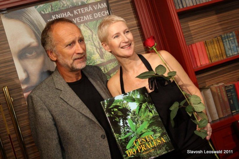 Křest románu Jumaroro: Sylva Lauerová a přední český amazonolog, RNDr. Miroslav Šebela, CSc. (foto: Slavoš Jiřena)