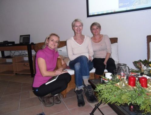 Ohlédnutí za tradičním předvánočním setkáním čtenářek a přátel Sylvy Lauerové v Mladé Boleslavi.