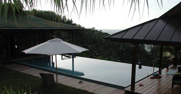 swimming-pool