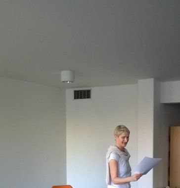 Sylva Lauerová recites poems in honor of Jan Zahradníček in Moravian Library