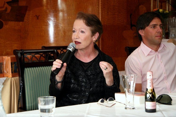 The Queens of Blackberries and Tears - official book launch event, Prague (photo: Klara Smilkova)