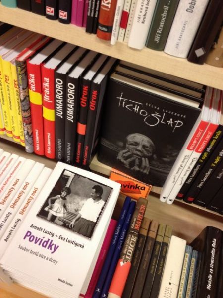 Román Tichošlap, knihkupectví Praha