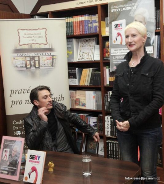 Sylva Lauerová, herec ND Brno Petr Bláha jako kmotr SEXY strategie v Brně