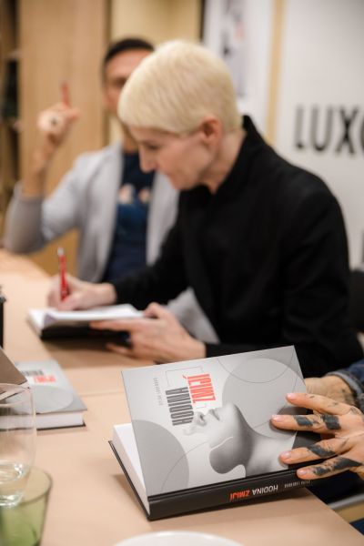 Hodina zmijí v Praze