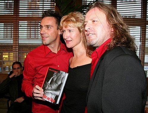 Křest Hračky - spisovatelka Sylva Lauerová, Roman Vojtek, Pepa Vojtek (foto: Klára Smílková)