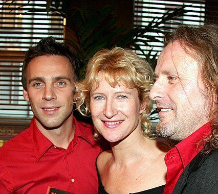 Křest Hračky - spisovatelka Sylva Lauerová s Romanem Vojtkem a Pepou Vojtkem (foto: Klára Smílková)