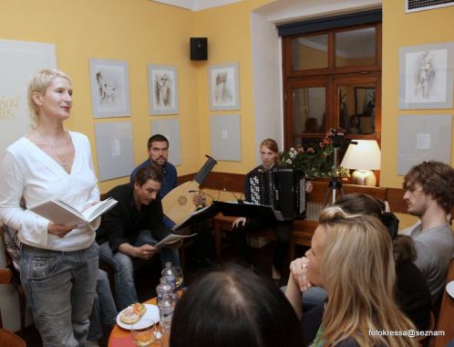 Nevlídné básně sklidily zasloužené ovace i v Brně!