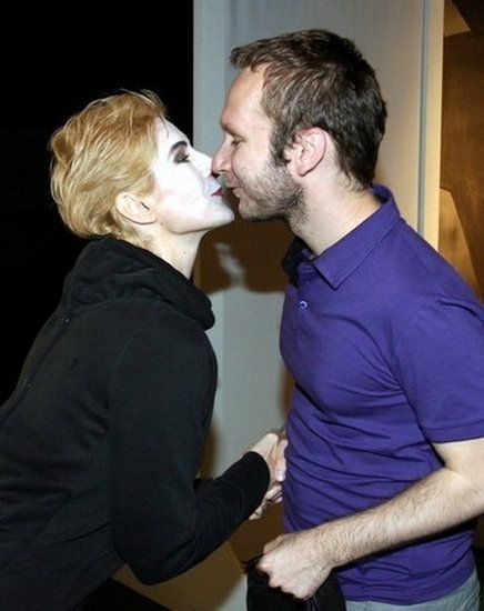 Designblok '09 - Sylva Lauerová a její přání k narozeninám Vojtěcha Novotného