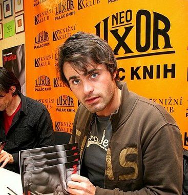 Hračka - autogramiáda NeoLUXOR Praha - Mirek Šimůnek (foto: Klára Smílková)