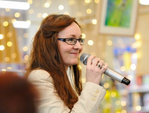 Sylva Lauerová pokřtila SEXY strategie v Ostravě - kmotrou byla moderátorka Kateřina Huberová.