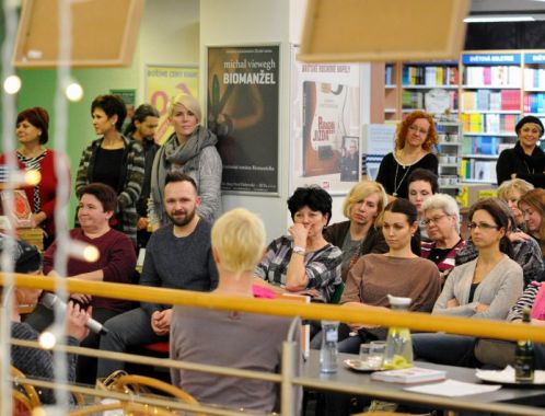 Sylva Lauerová pokřtila SEXY strategie v Ostravě - kmotrou byla moderátorka Kateřina Huberová.