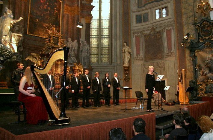 Michael2011, Praha - Sylva Lauerová, mužský sextet, harfy