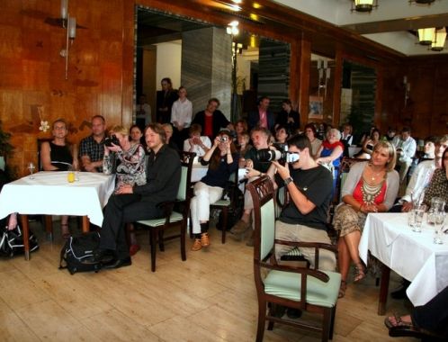 Křest Královen slz a ostružin - 23.6.2010, Praha (foto: Klára Smílková)