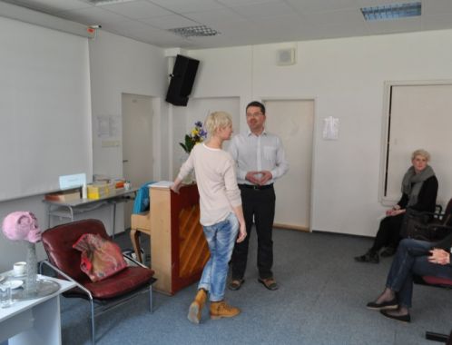 Sylva Lauerová during her experimental poetry lecture at GJBI