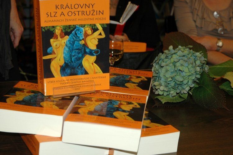 Sylva Lauerová: Královny slz a ostružin