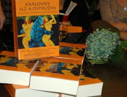 Sylva Lauerová: Královny slz a ostružin