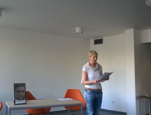 Sylva Lauerová při recitaci básní Jana Zahradníčka v MZK