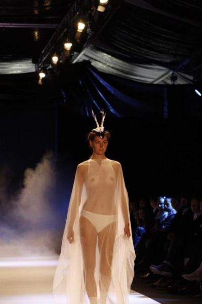Přehlídka Ivany Kaňovské na PFW
