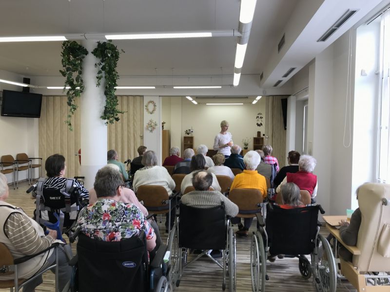 SYLVA AND POETRY AT A RETIREMENT HOME