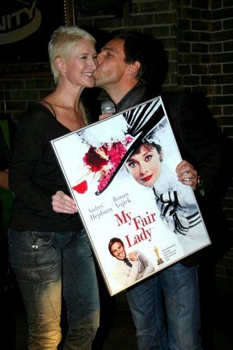 Roman Vojtek byl z dárku od Sylvy nadšený (foto: Klára Smílková)