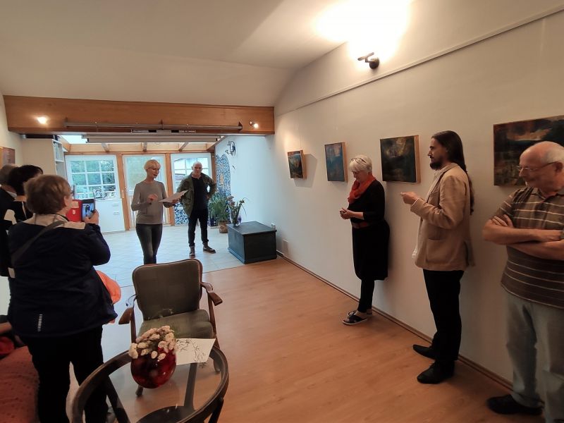 Působivý a mystický je svět Karla Rossí