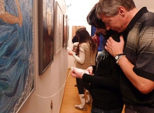 Královny slz a ostružin - vernisáž výstavy, galerie Aviatik (foto: Zbyněk Maděryč)