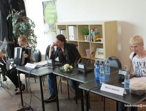 Autorské čtení na Světu knihy 2012