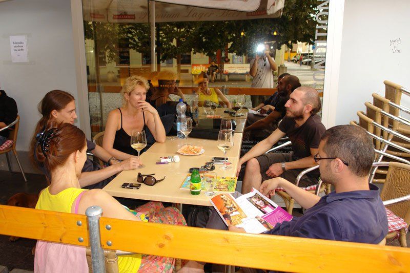 Projekt Michael2007 - diskutuje a plánuje se všude, i v přilehlé pizzerii