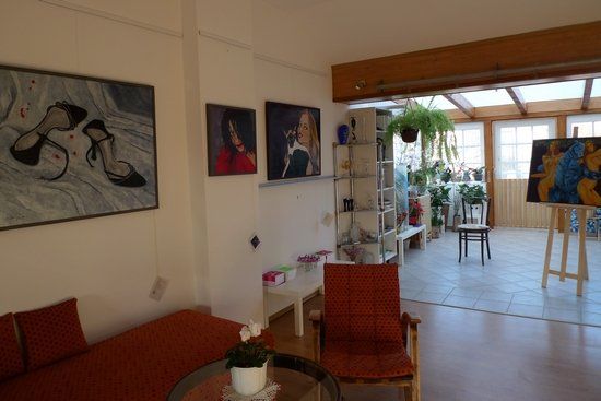 Královny slz a ostružin - galerie Aviatik (foto: Zbyněk Maděryč)