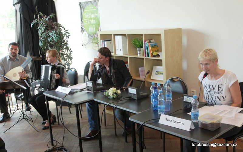 Autorské čtení na Světu knihy 2012
